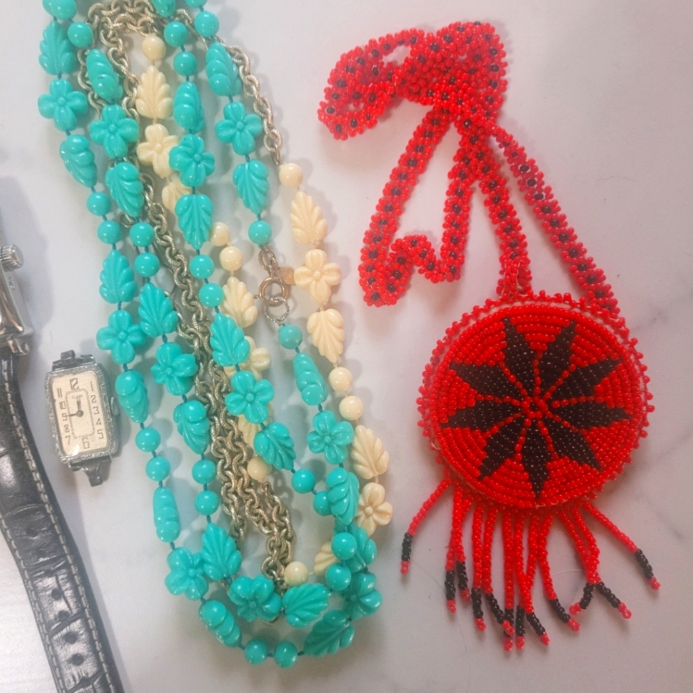 Vintage watches, jewelry, accessories lot